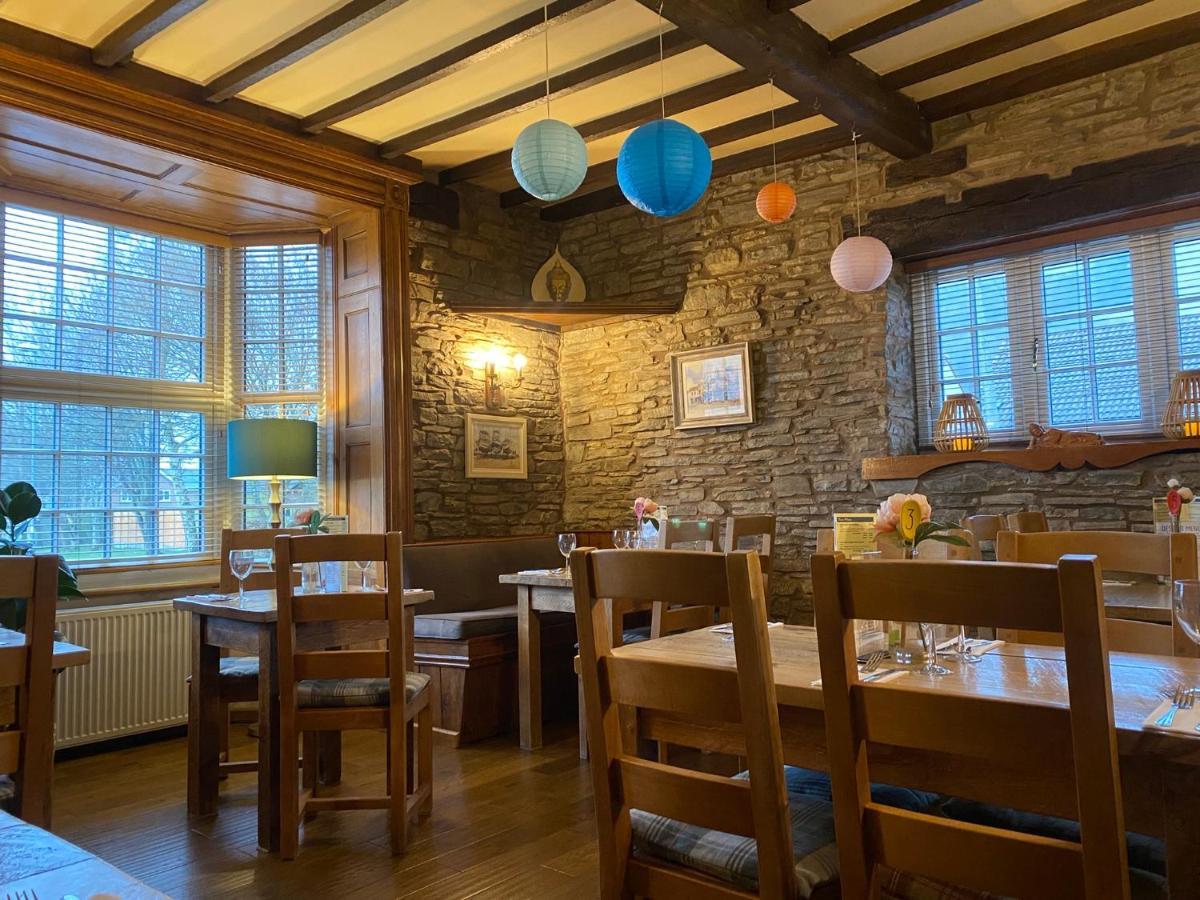 נייטון Castle Inn מראה חיצוני תמונה